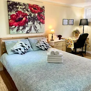 Quarto em Acomodações Particulares Perfect Home-private Washrooms,free Parking,high Speed Net Toronto
